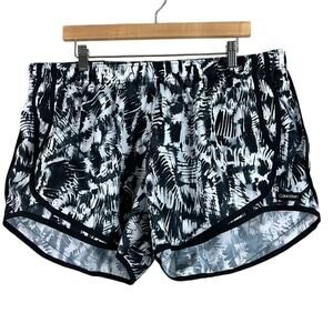 NWT Calvin Klein Shorts Womens XXL Black White Athletic Running Athleisure